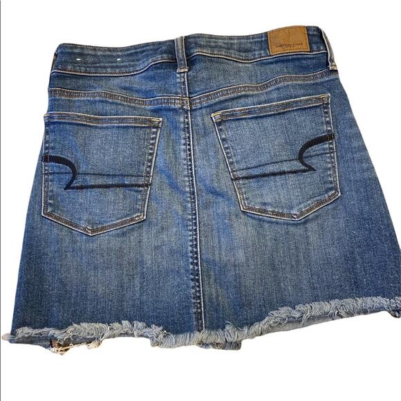 American Eagle Size 4 Denim Skirt - Picture 2 of 4